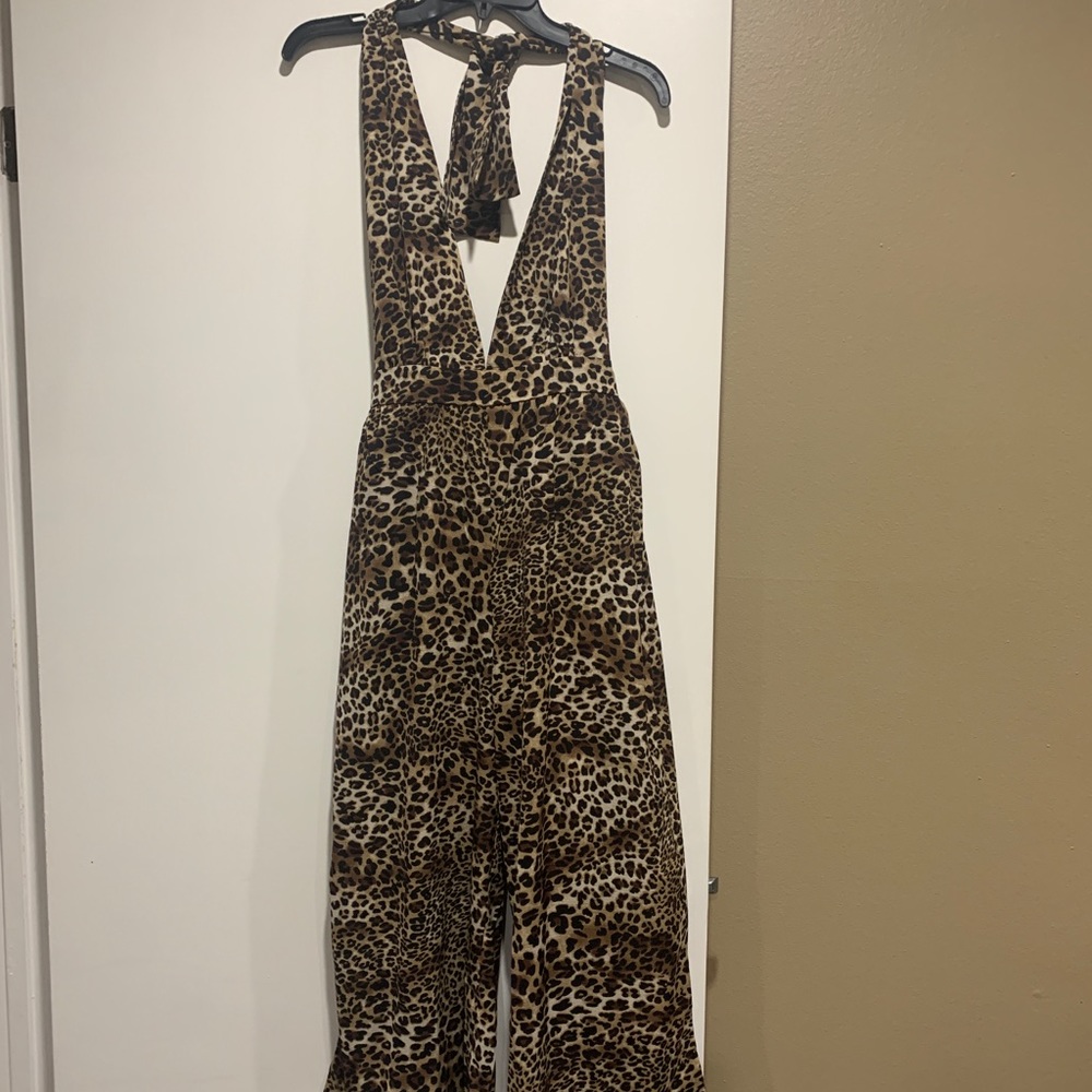 Halter jumpsuit - Picture 3 of 4